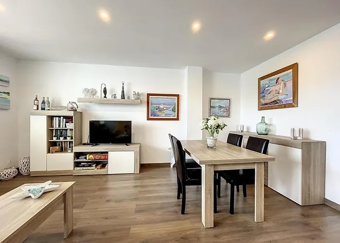 Roca Fornells, Planta Baja Con Maravilloso Patio F96 Apartment *