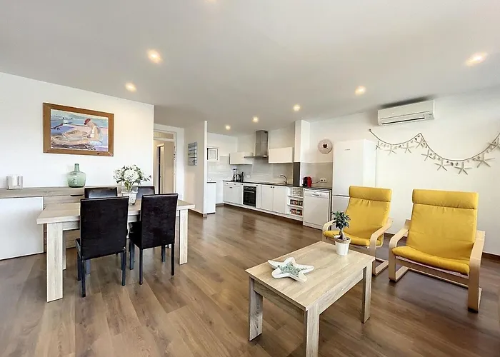 Roca Fornells, Planta Baja Con Maravilloso Patio F96 * 포르넬스