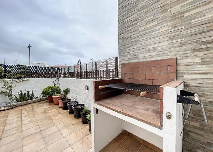 Roca Fornells, Planta Baja Con Maravilloso Patio F96 아파트